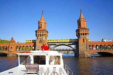 Houseboat near Oberbaum bridge, Berlin, Germany