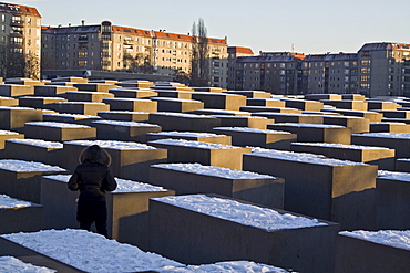 Berlin Holocaust Memorial in winter, Beton stelen by architect Peter Eisenmann