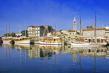 Boats at the harbour of Rab under blue sky, Rab island, Croatian Adriatic Sea, Dalmatia, Croatia, Europe