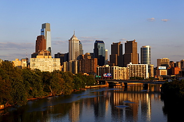 Schuykill River and downtown Philadelphia, Pennsylvania, USA