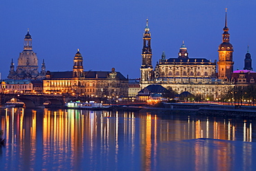 Evening view of the city with Elbe River, Augustus Bridge, Frauenkirche, Church of our Lady, BruehlÂ¥s Palais, Staendehaus, Hofkirche and Hausmannsturm, tower of the Dresden Castle, Dresden, Saxony, Germany