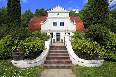 Stairs in front of Art Nouveau style house, Heinrich Vogelers house Barkenhoff, Worpswede, Lower Saxony, Germany, Europe