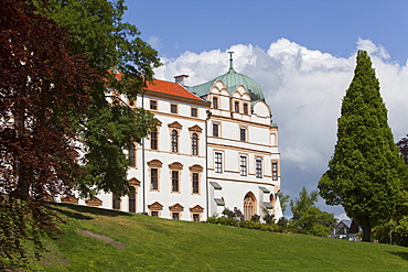 View of celle castle from the castle gardens, Celle, Lower Saxony, Germany