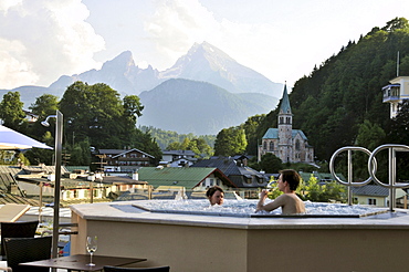 Whirlpool with Watzmann in the background, Hotel Edelweiss, Berchtesgaden, Berchtesgadener Land, Upper Bavaria, Bavaria, Germany