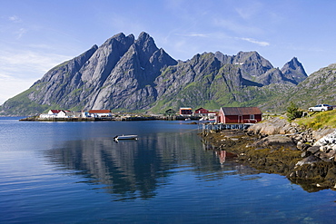 Idyllic Fishing Village, Sund, Flakstadoy, Lofoten, Nordland, Norway, Europe