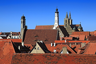 View over the city to St. Johannis church, the tower of the town hall and to St. Jakob church, Rothenburg ob der Tauber, Tauber valley, Romantic Road, Franconia, Bavaria, Germany