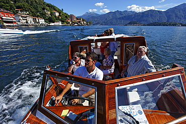 Excursion boat, Lake Como, Cadenabbia, Lombardy, Italy