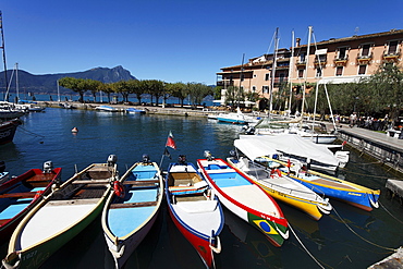 Torri del Benaco, Gardasee, Venetien, Italien