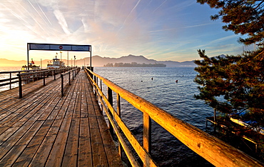 Morning mood in Gstadt with a view on Fraueninsel, Chiemsee, Chiemgau, Upper Bavaria, Bavaria, Germany