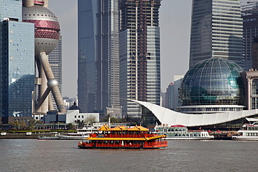 Oriental Pearl Tower, Shanghai International Convention Center, Huangpu Riverside, Pudong, Shanghai, China