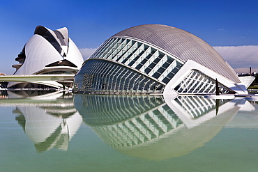 Hemisferic, Imax Cinema, Planetarium and Laserium. Built in the shape of the eye and Palau de les Arts, City of Arts and Sciences, Cuidad de las Artes y las Ciencias, Santiago Calatrava (architect), Valencia, Spain