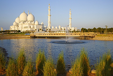 Sheikh Zayed Grand Mosque, Abu Dhabi, United Arab Emirates, UAE