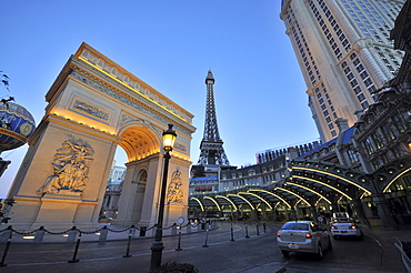 Hotel Paris-Paris on the Strip in the evening, Las Vegas, Nevada, USA, America