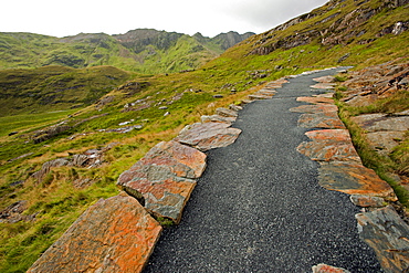 Miners Track towards Mt. Snowdon, Snowdonia National Park, Wales, UK