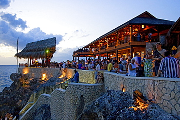 Jamaica Negril Ricks Cafe open air bar viewpoint at sunset