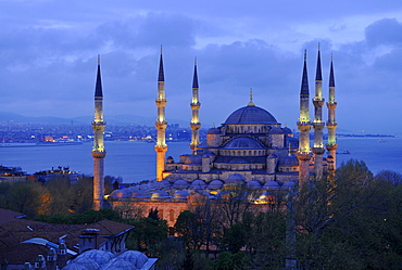 The illuminated Hagia Sophia in the evening, Istanbul, Turkey, Europe