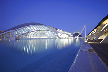 L'Hemisferic, Museo de las Ciencias PrÃŒncÃŒpe Felipe, Â¡gor, Architect Santiago Calatrava, Valencia, Spain