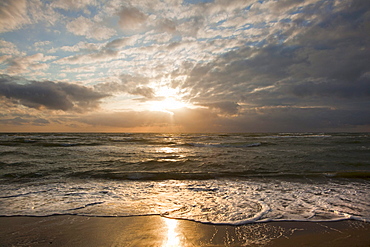 Thunderclouds at Darss west beach, Fischland-Darss-Zingst, Baltic Sea, Mecklenburg-West Pomerania, Germany