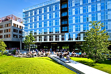 Cafe in courtyard, HafenCity, Hamburg, Germany