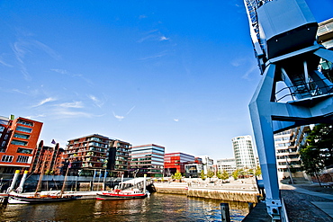 View over harbor basin to Magellan Terrace, Sandtorkai, HafenCity, Hamburg, Germany