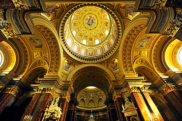 Interior view of the St. Stephen's Basilica, Budapest, Hungary, Europe