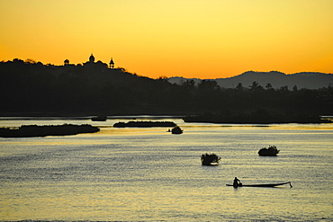 Mekong at Muang Khong at break of dawn, Si Pan Don, Champasak Province, Laos