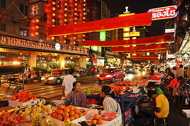 Food stalls selling fruits, Chinatown, Bangkok, Thailand, Asia