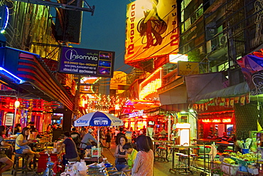 Bar in the street, Soi Cowboy, red light district, Bangkok, Thailand