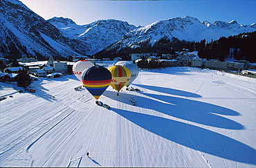 Hot-air balloons at the start, Lake Arosa, Arosa, Grisons, Switzerland