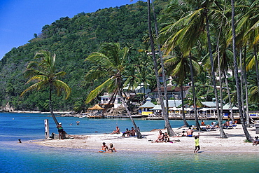 People on the beach in the sunlight, Marigot Bay, St. Lucia, Carribean, America