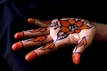 Painted hand of a muslim woman, Zanzibar, Tanzania, Africa