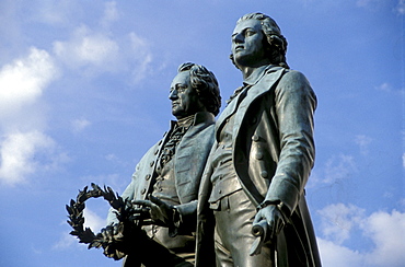 Goethe und Schiller Denkmal, Weimar, Thueringen Deutschland, Europa