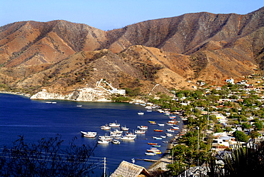 Boats in a bay and coastline with mountains, Taganga, Santa Marta, Colombia, South America