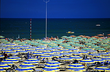 Sunshades on the beach, Rimini, Adriatic Coast, Italy, Europe