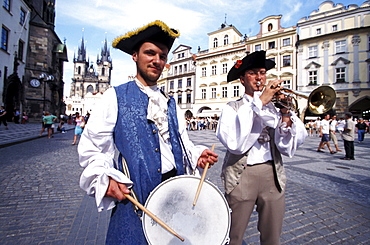 Musicians at the old town, Old Town Square, Prague, Czechia, Europe