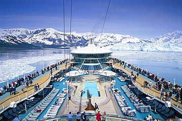 Cruis ship, Cruiser Rhapsody of the Sea, near Hubbard Glacier, Glacier Bay, Alaska, USA