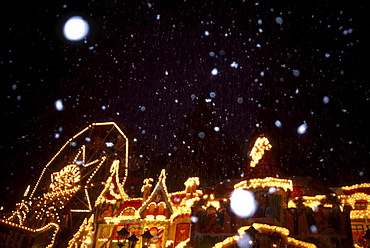 Christmas market in a snow flurry, Domshof, Bremen, Deutschland