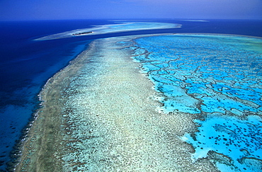 Aerial view of Heron Island, Great Barrier Reef, Queensland, Australia