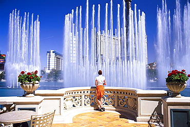 Hotel BellagioÂ¥s dancing fountains, Las Vegas, Nevada, USA, America