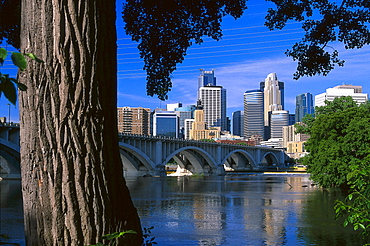 Skyline in the sunlight, Twin Cities, Minneapolis, Minnesota USA, America