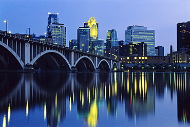 City by Night, Twin Cities, Minneapolis, Minnesota, USA