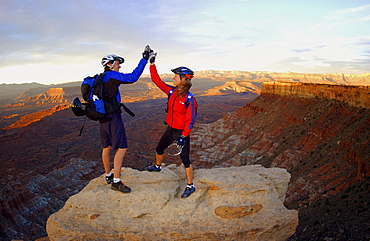 Bikers on Gooseberry Trail, Zion Nationalpark, Springdale, Utah, USA