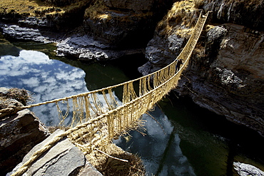 Suspension bridge above a river, Combapata, Rio Apurimac, Peru, South America, America