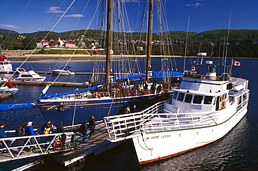 Harbour, Tadoussac, Quebec, Canada, North America, America