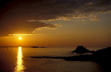 Sunset, St.Malo, Brittany, France, Europe