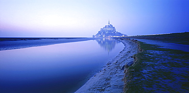 Mont St. Michel, Normandy00057138