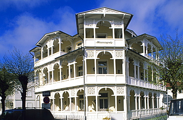 Europe, Germany, Mecklenburg-Western Pommerania, isle of Ruegen, Binz seaside resort, seaside ressort architecture, Villa Meeresgruss