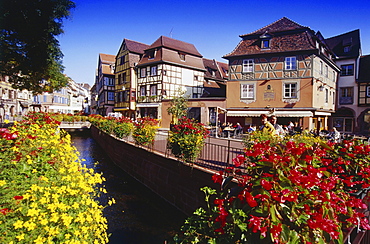 Houses in Quartier des Tanneurs in Colmar, Elsass, France00058479