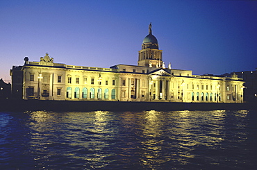 Night view from River of Custom House, Dublin, Ireland00058553