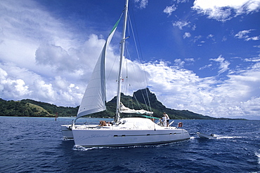 Stardust Charter Yacht, Bora Bora Lagoon, French Polynesia